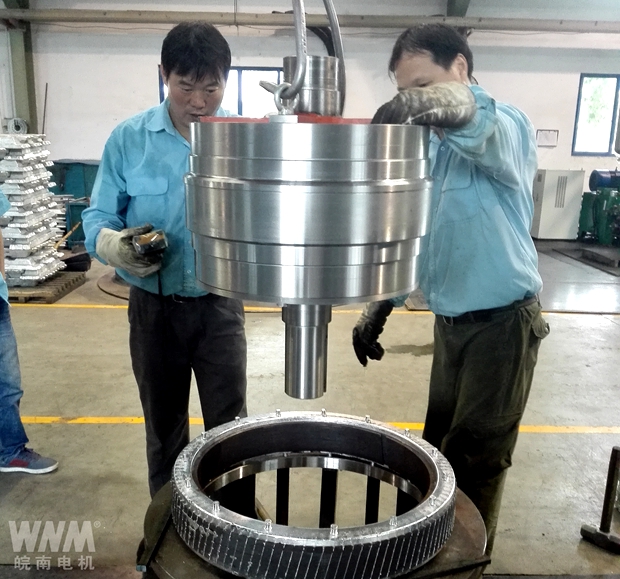 皖南電機:電機鑄鋁轉子壓鑄現場 皖南電機:電機鑄鋁轉子壓鑄現場